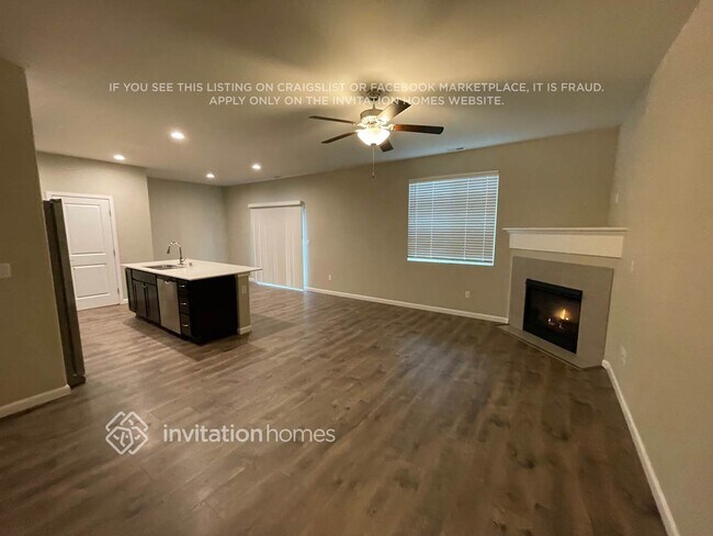 Building Photo - 8524 55th Pl NE