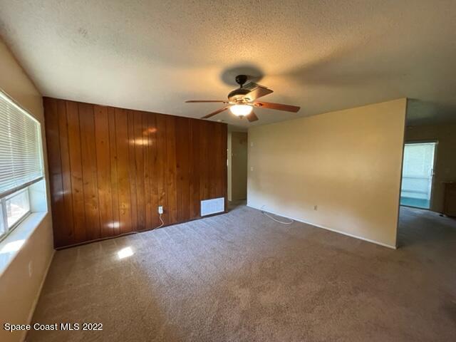 Building Photo - 1683 N Singleton Ave