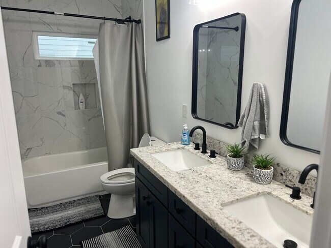 Foto del edificio - 3513 Saint Anthony Ave