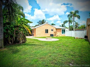 Building Photo - 9785 Ridge Creek Rd