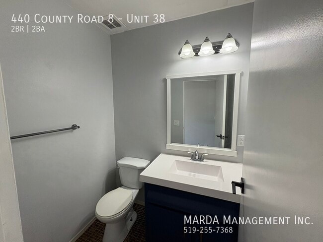 Building Photo - CHAMRING 2 BED/1.5 BATH TOWNHOUSE - SOUTH ...