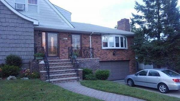 Primary Photo - 708 Hylan Blvd