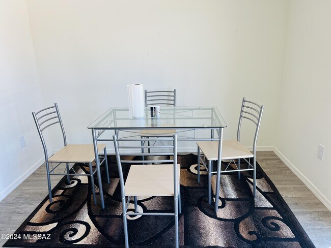 Foto del edificio - 12533 W Red Orchid St