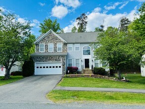 Building Photo - 52 Lightfoot Dr