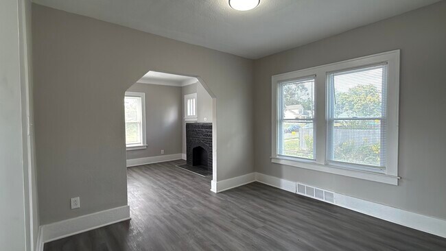 Foto del edificio - 16508 Turner St