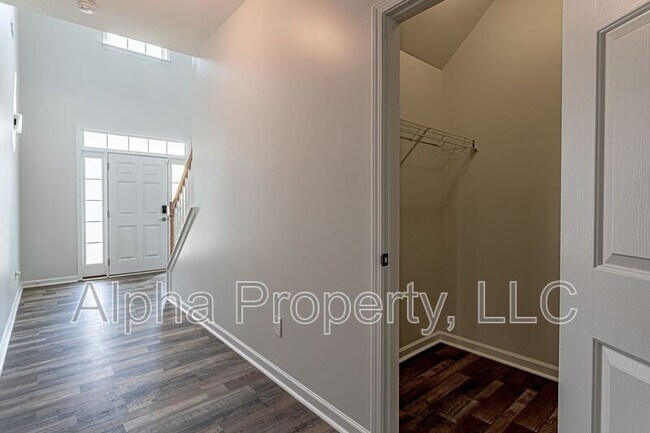 Building Photo - 4 Roselite Cir