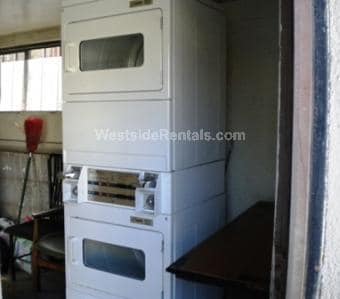 Community's Laundry room - 926 S Lake St