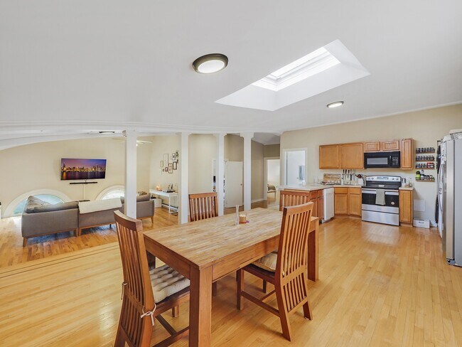 Foto del edificio - 4942 N Sheridan Rd