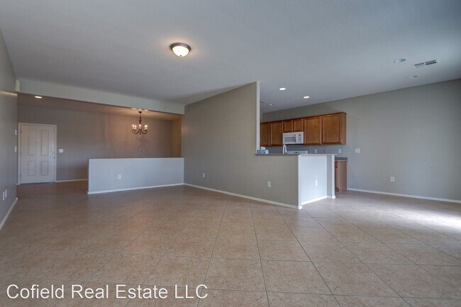 Foto del edificio - 3 br, 2 bath House - 3321 Kingbird Dr.