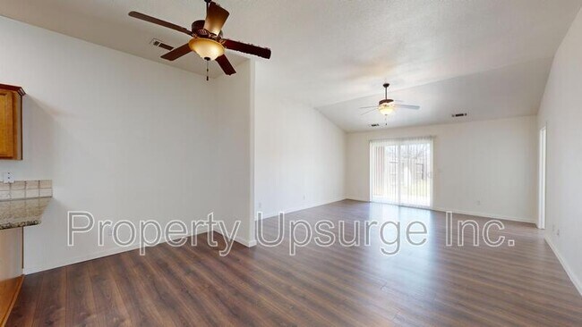 Building Photo - 3735 Silvario Ct