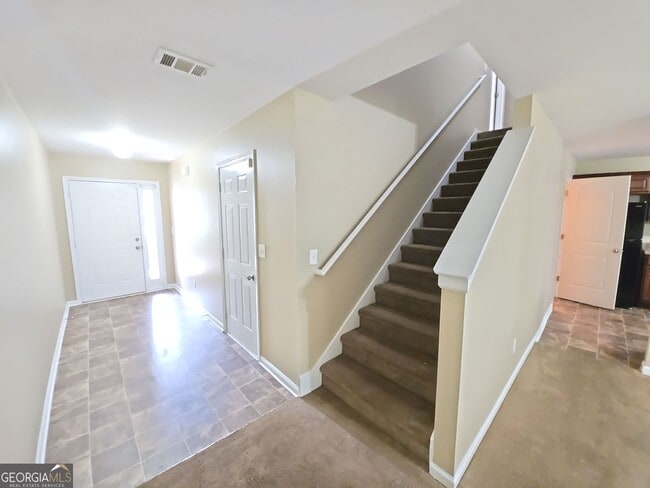 Building Photo - 1098 Mcconaughy Ct