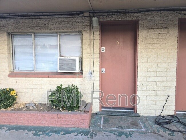 Foto del edificio - 140 E Victorian Ave