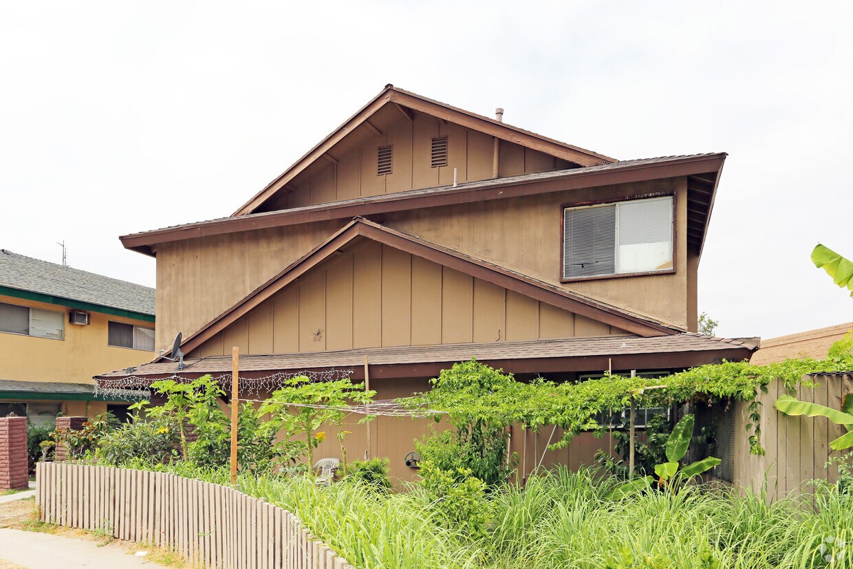 Foto del edificio - 13361 Palm St