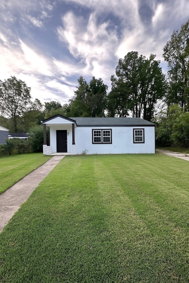 Building Photo - 2005 Henry Crumpton Dr Building Photo - 2005 Henry Crumpton Dr