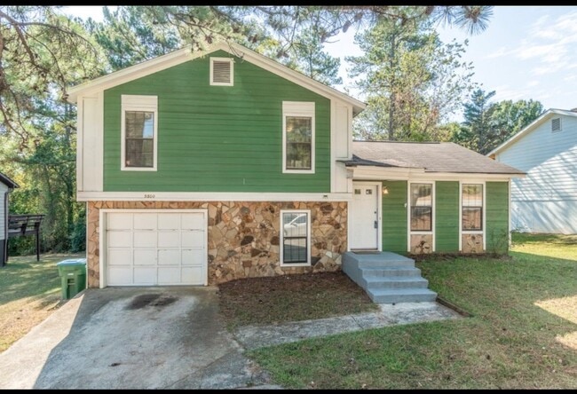 Building Photo - 5500 Singleton Rd