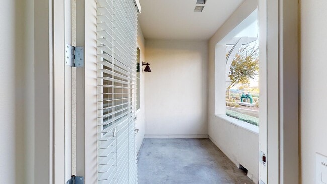 Interior Photo - Beach & Ocean