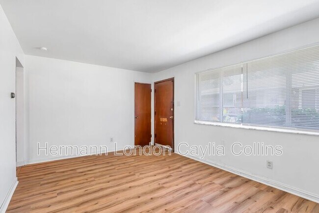 Foto del edificio - 11276 Liana Ln