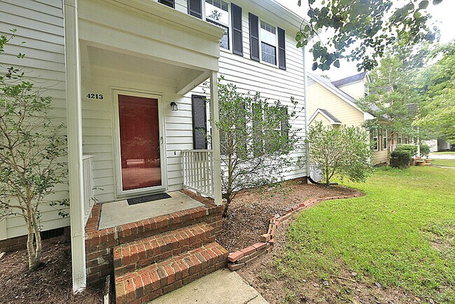 Foto del edificio - 4213 Farrington Road