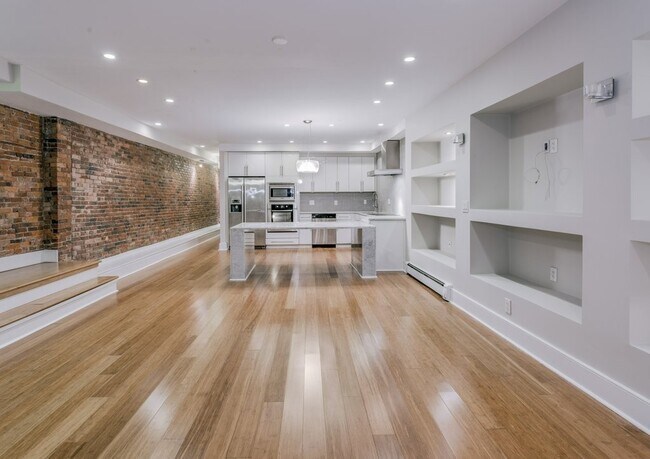 Building Photo - 329 Columbus Ave