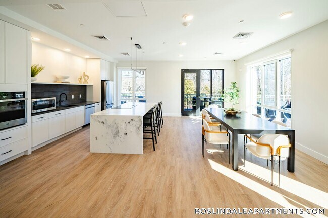 Foto del edificio - 289 Walk Hill St