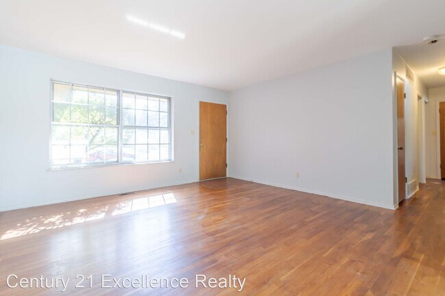 Foto del edificio - 4 br, 1.5 bath House - 4970 Teddy Dr.