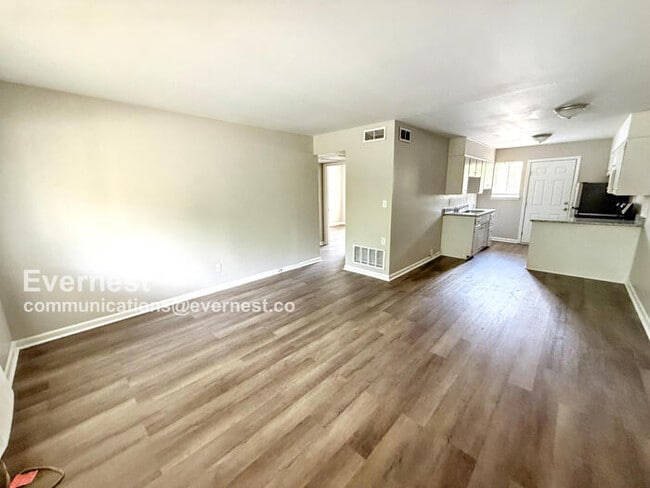 Building Photo - 7738 Rugby Ave