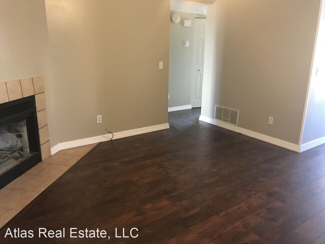 Building Photo - 1011 Mazatlan Cir