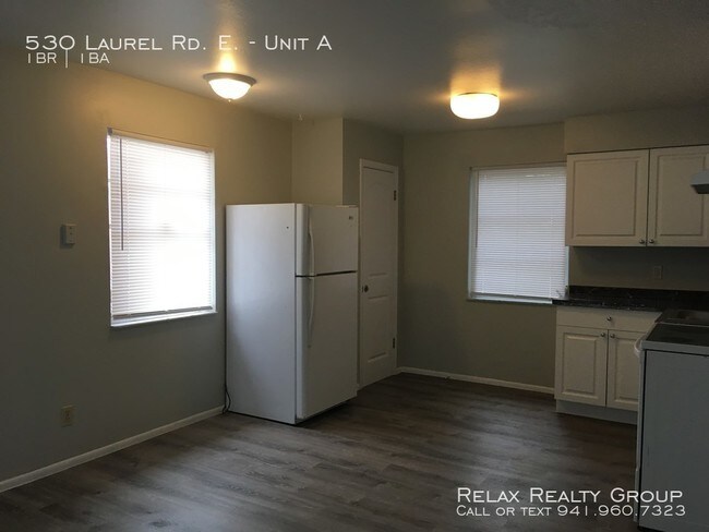 Foto del edificio - 530 Laurel Rd E