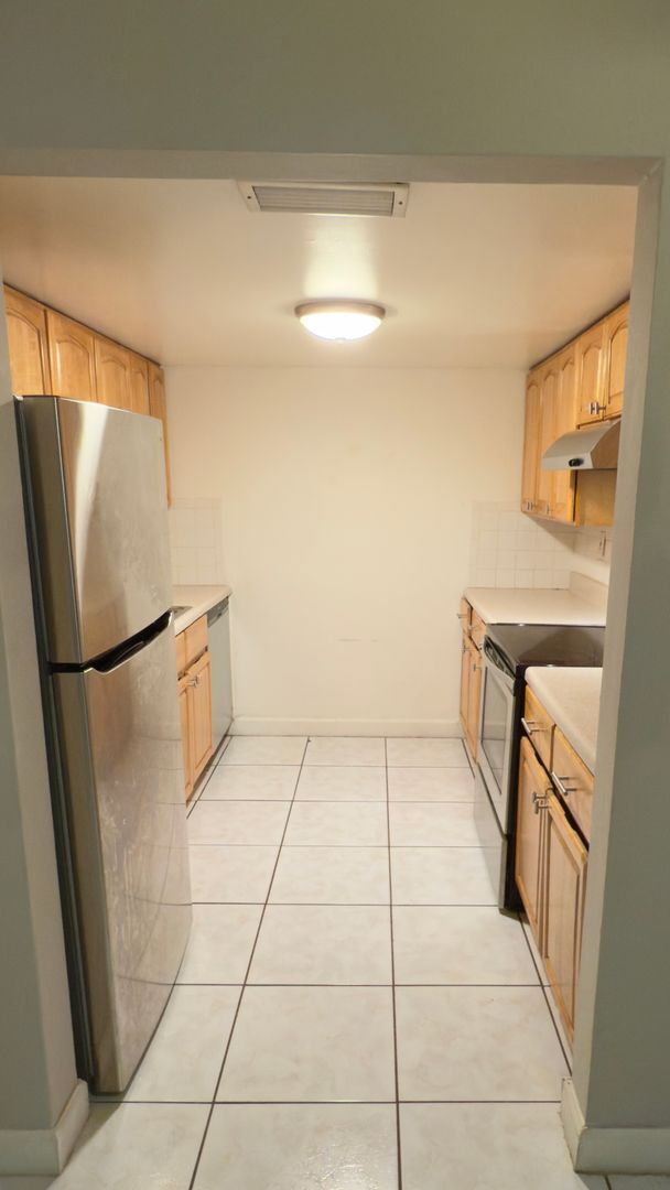 Foto del edificio - 1855 NE 121st St