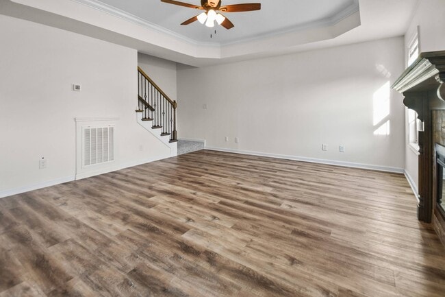 Building Photo - Pet Friendly Four Bedroom!