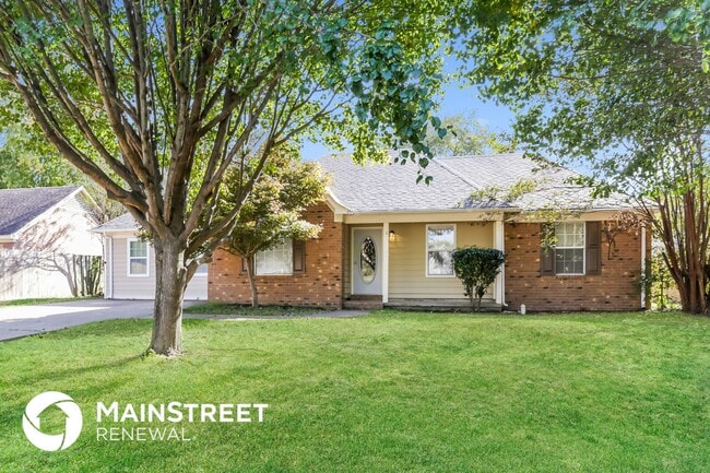 Building Photo - 6915 Black Thorn Drive