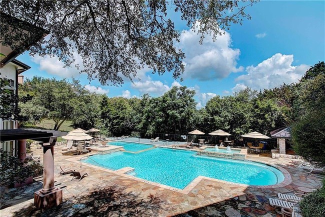 Building Photo - 6000 Shepherd Mountain Cove