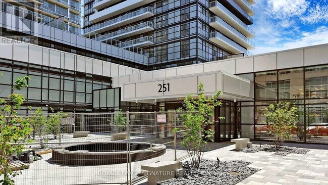 Building Photo - 251 Manitoba St