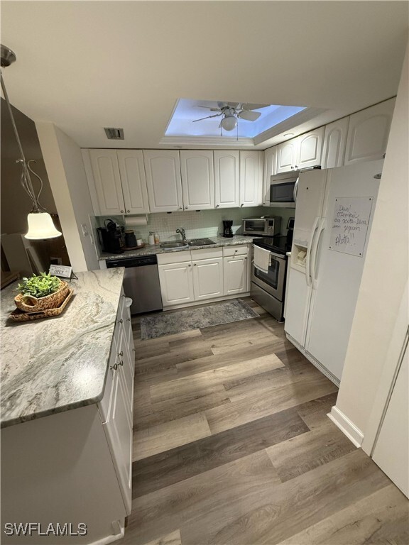 Foto del edificio - 2244 Winkler Ave