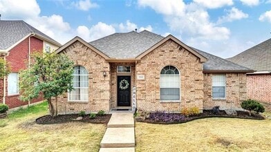 Building Photo - 1526 Broadmoor Dr