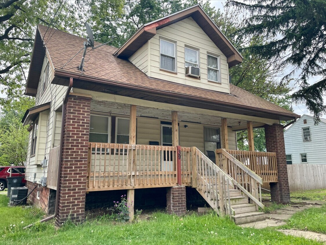 39 Verdun Dr, Akron, OH 44312 House Rental in Akron, OH