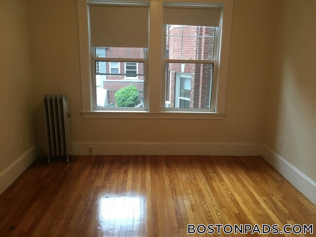 Building Photo - 157 Summer St