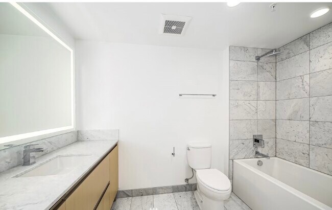 Foto del edificio - 1808 Minor Ave