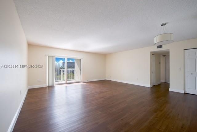 Foto del edificio - 7747 SW 86th St