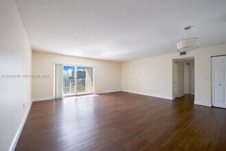 Building Photo - 7747 SW 86th St