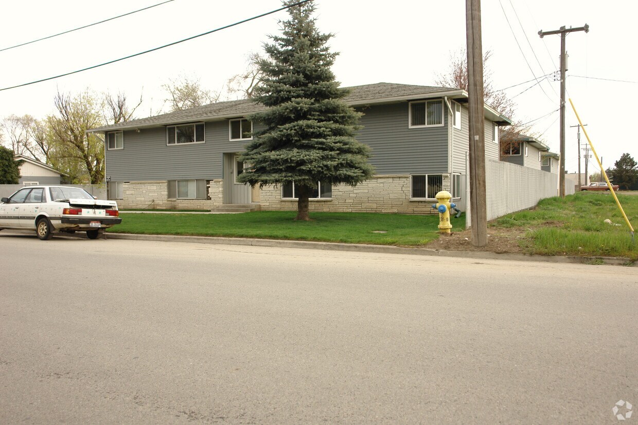 Foto del edificio - 220 W Haycraft Ave