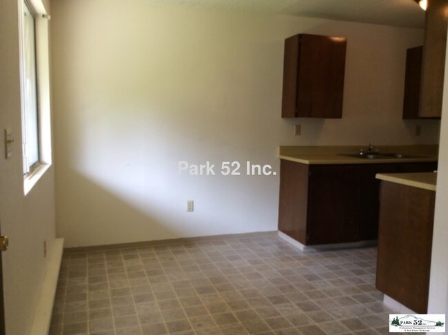 Foto del edificio - 12704 A St S