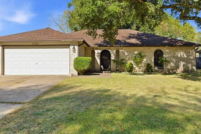 Foto del edificio - 3721 Avenue R