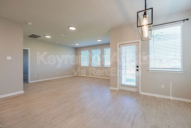 Building Photo - 366 Carolina Buckthorn Dr