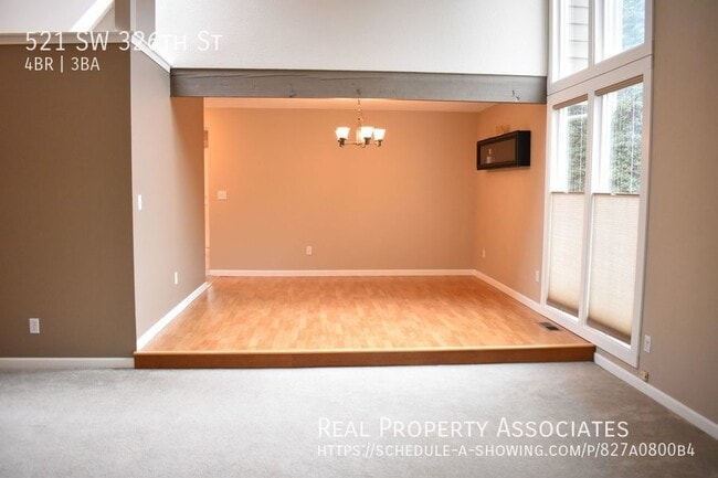 Building Photo - Beautiful Home in Federal Way