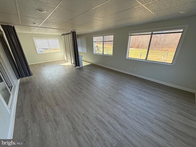 Foto del edificio - 1212 Reece Rd