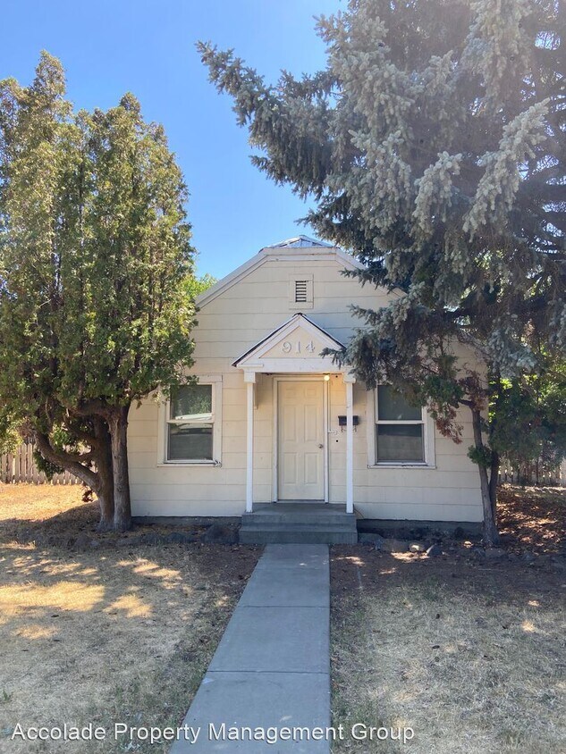 Primary Photo - 2 br, 1 bath House - 914 E 1st Avenue