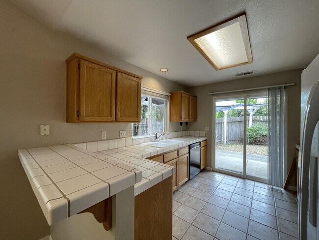 Building Photo - 3051 Snowbird Dr