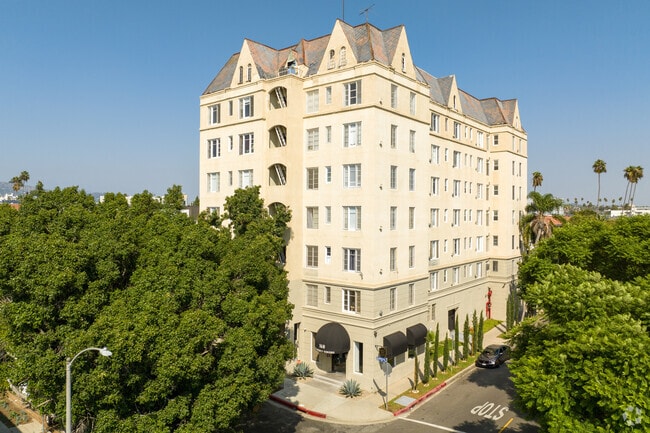 Primary - Chateau Los Feliz