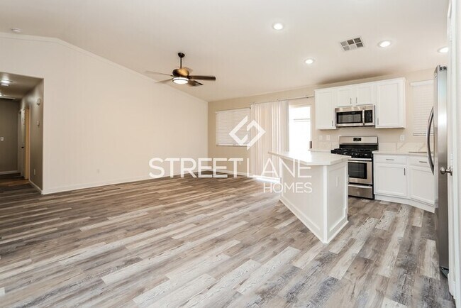 Building Photo - 3 Bedroom in North Las Vegas!